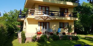 Kis Öböl Apartman Balatonszemes
