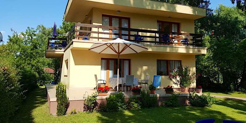 Kis Öböl Apartman Balatonszemes
