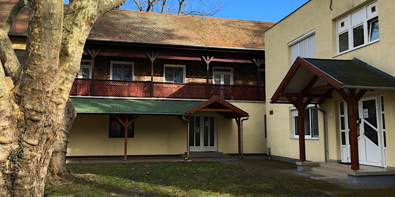 Nyaraló Centrum Balatonszemes