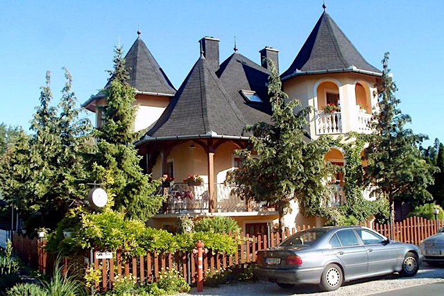 Ilona Kis Kastély Panzió 29616 Keszthely