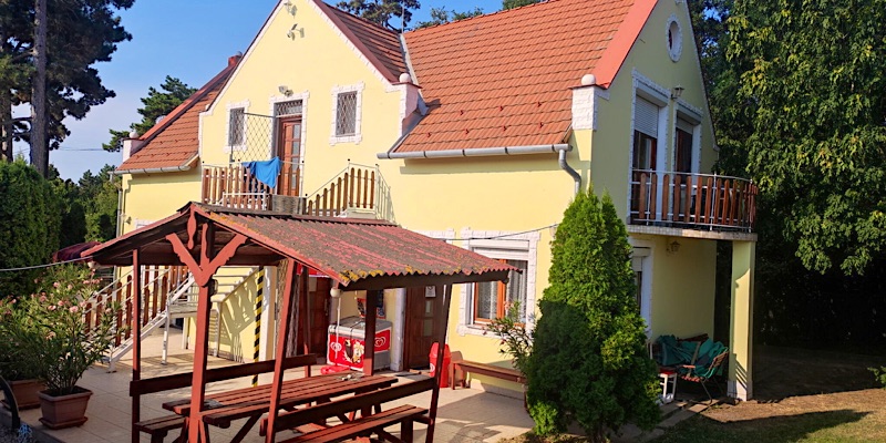 Kisfüge Apartman Balatonakali