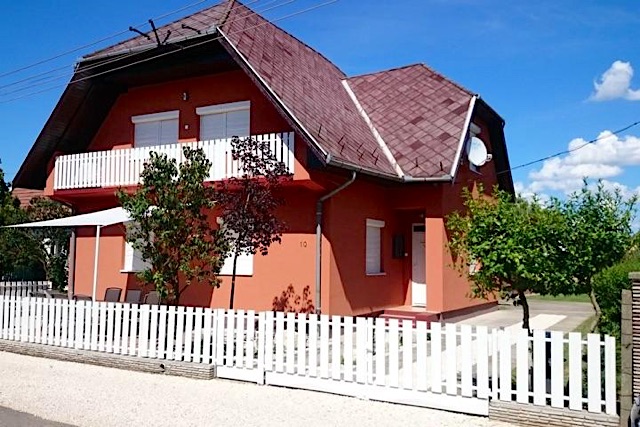 L&F Apartmanok Balatonboglár