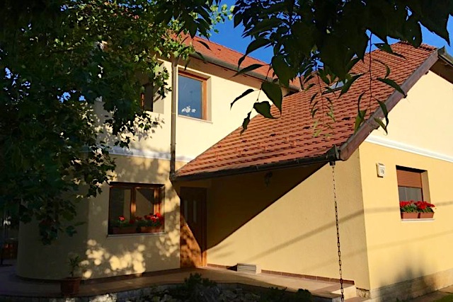 Irsai Villa Siófok