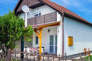 Kati Nyaraló Balatonfenyves