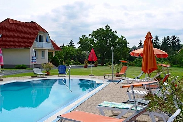 Ilona Apartmanházak Gyenesdiás