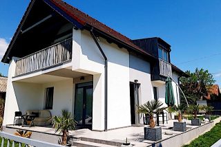 Kikapcs Apartman Alsóörs