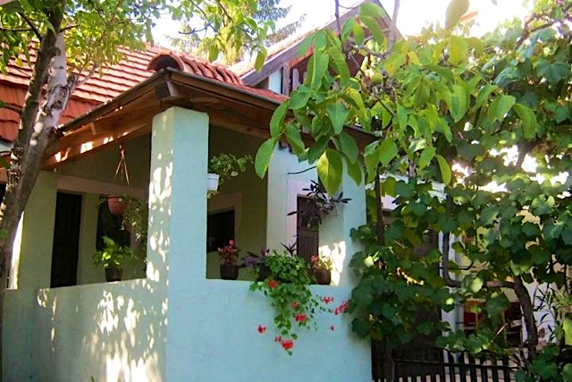 Diófa Nyaraló Balatonalmádi