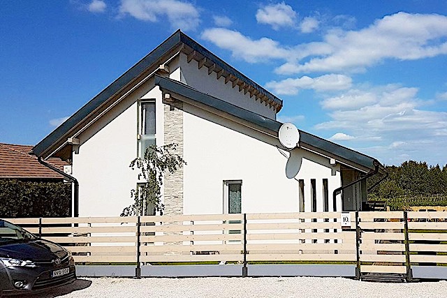 Nádirigó Apartmanház Balatonberény