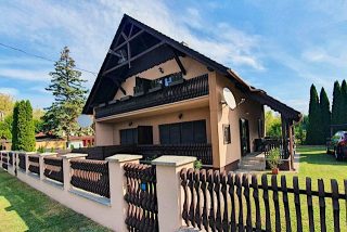 Varga Gardens Vendégház Balatonmáriafürdő