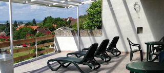 Nosztalgia Balaton Apartmanház Vonyarcvashegy