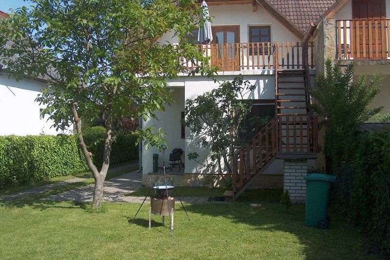 Strandközeli Nyaralóház Balatonboglár