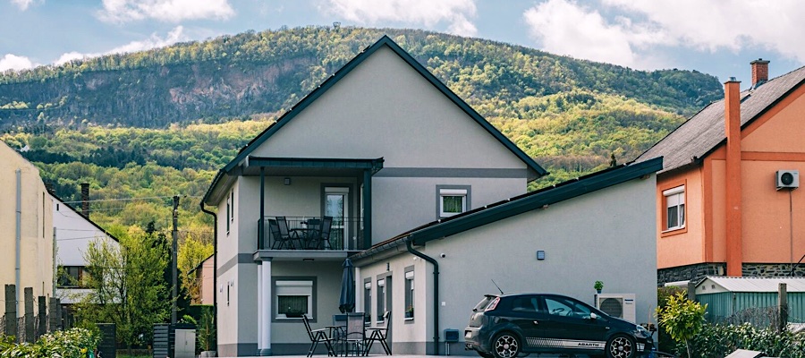 Béke Apartmanház Badacsonytomaj