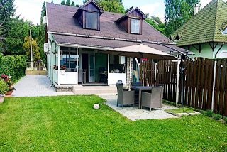 Parti Sétány Apartman Balatonfűzfő