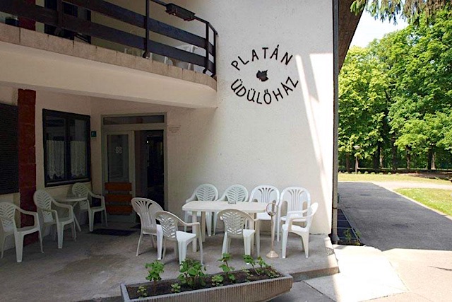 Platán Üdülőház Balatonszemes