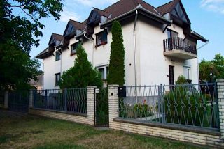 Muskátliház Siófok