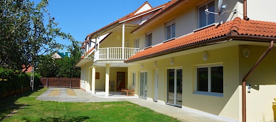 Villon Apartmanház Balatonlelle
