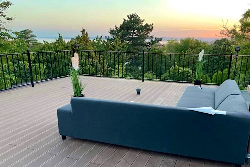 Maradj Még Vendégház Balatonakarattya