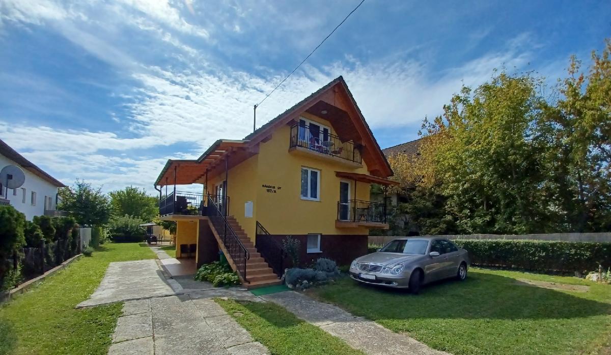 Zsolt Apartman Balatonlelle Balatonlelle