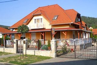 Napsugár Vendégház Vonyarcvashegy