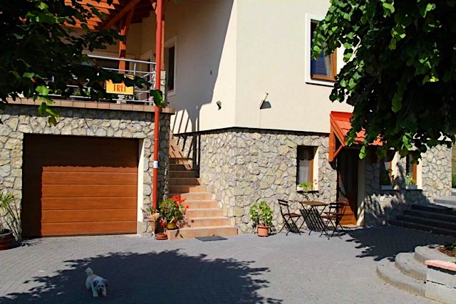 Hárs Apartman Tihany