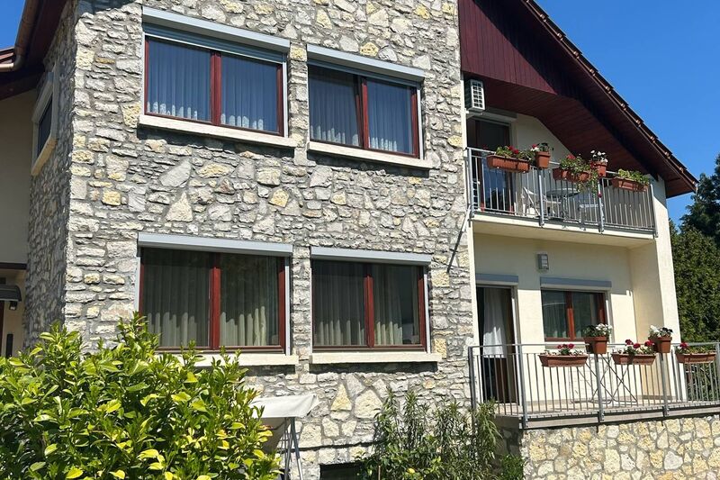 Meggyes Apartman Balatonalmádi