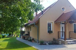 Gyöngyvirág Apartman Keszthely