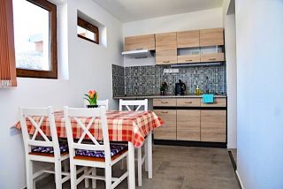 Föveny Apartman 32912 Balatonfűzfő