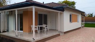 Dóra Apartman Balatonboglár
