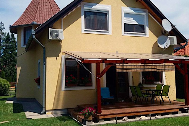 Hajas Familia Balatonmáriafürdő