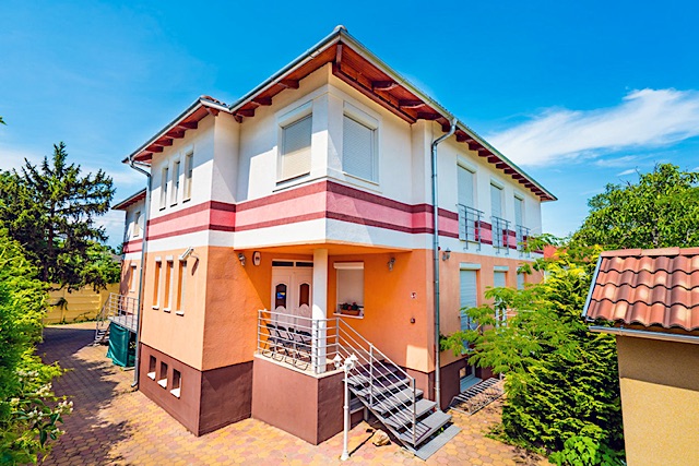 Riviéra Apartmanház Siófok