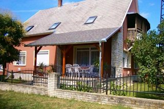 Kátya Apartman Balatonboglár