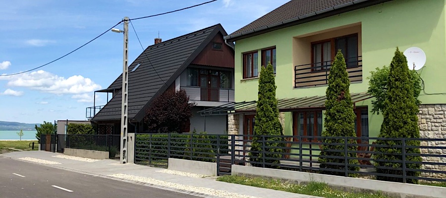 Hullám Apartmanház Balatonlelle