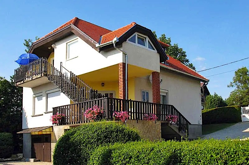Balaton Apartmanház Balatongyörök
