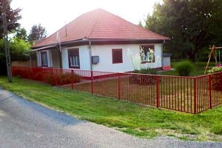Cseresznyés Nyaralóház Balatonszárszó
