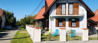 Bonita Apartmanház Balatonmáriafürdő
