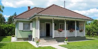 Egri Apartmanház Balatonfenyves