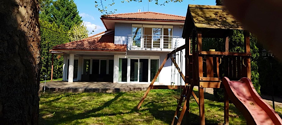Megtart-lak Villa Balatonszárszó