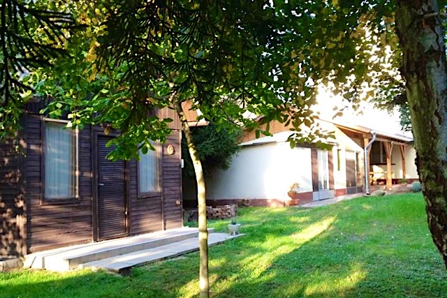 Bibi Apartmanház Balatonboglár