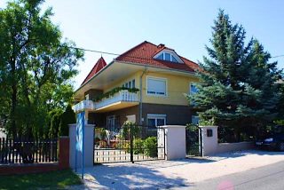 Sárga-Kék Ház Vonyarcvashegy