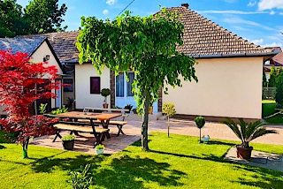 Szücs Apartman Balatonlelle
