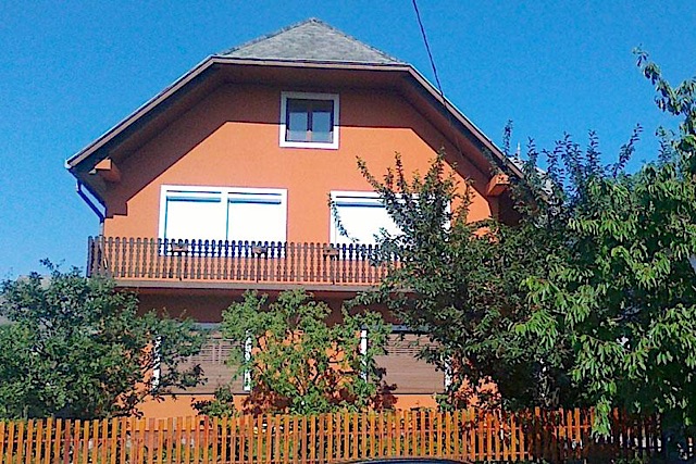 Gyöngyi Apartman Balatonboglár