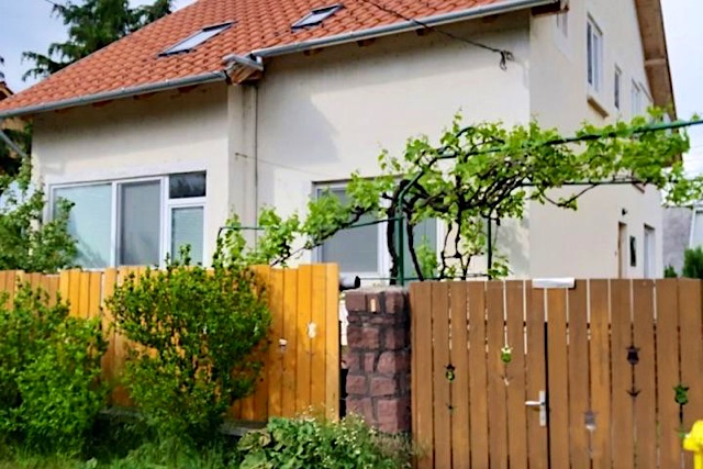 Helka Apartmanház Balatonalmádi