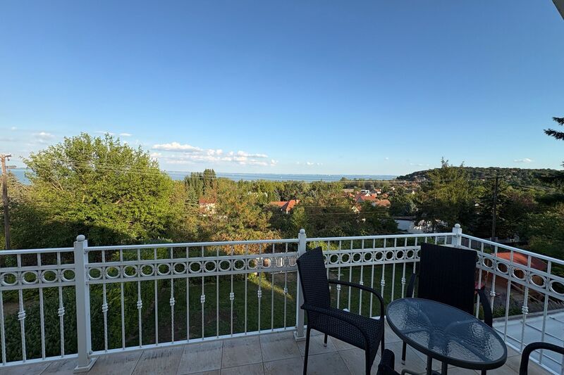 JOY Apartman Balatonalmádi