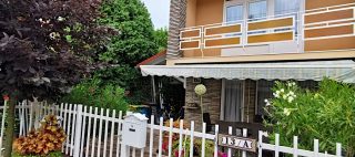 Májusfa Apartman Balatonszárszó