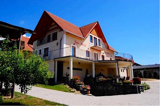 Sipos Borház & Vendégház Badacsonytomaj