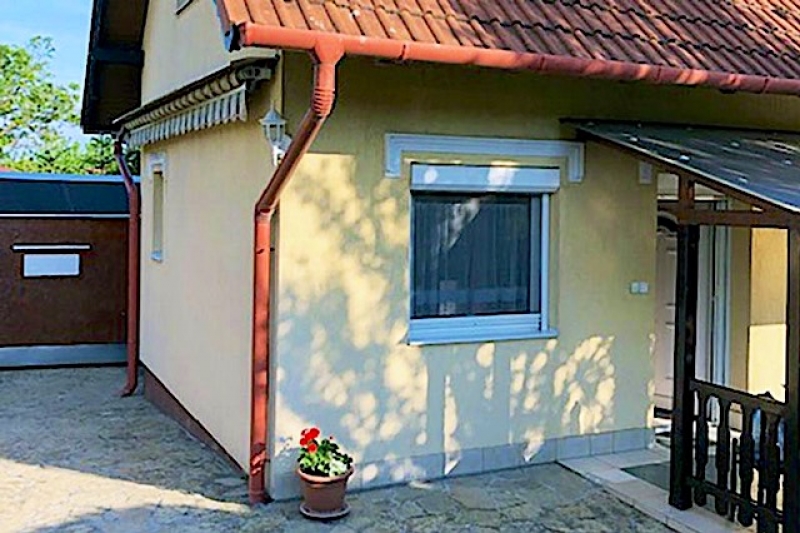 Joe  Háza Balatonkenese