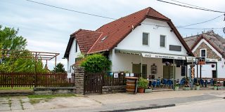 Encián Apartmanház Tihany