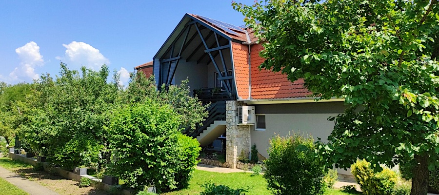 Hegyalja Vendégház Balatonföldvár