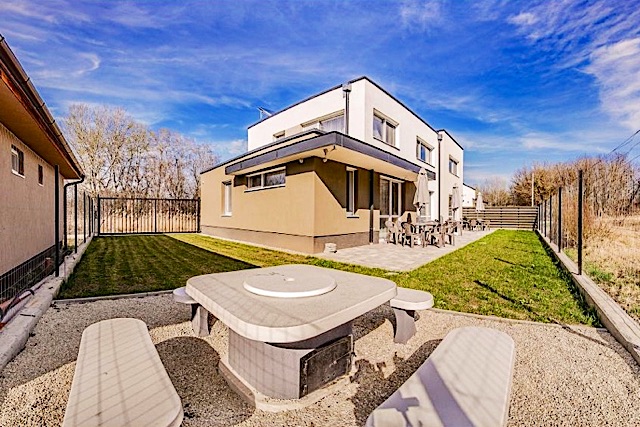 Barka Apartmanok Siófok