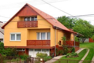 Piroska Apartmanház 7239 Balatonlelle